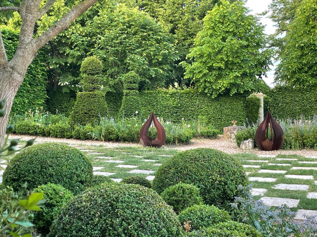 Les Jardins Haute Couture Huismes Exterior photo